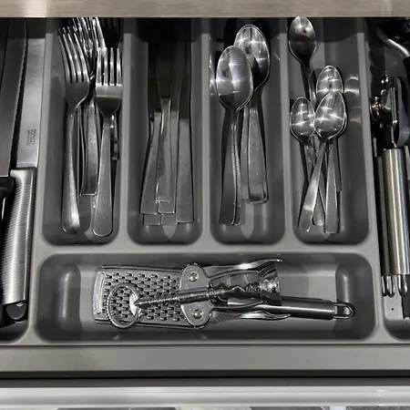 1 Bed Close To Arena Sleeps Up To 4 People F6 *