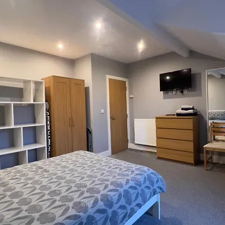 1 Bed Close To Arena Sleeps Up To 4 People F6 Διαμέρισμα